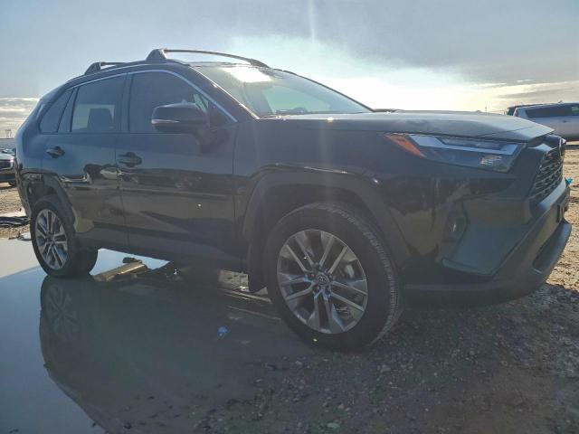 Toyota RAV4 Xle Premium Image 5