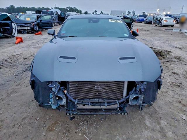 Ford Mustang Image 8