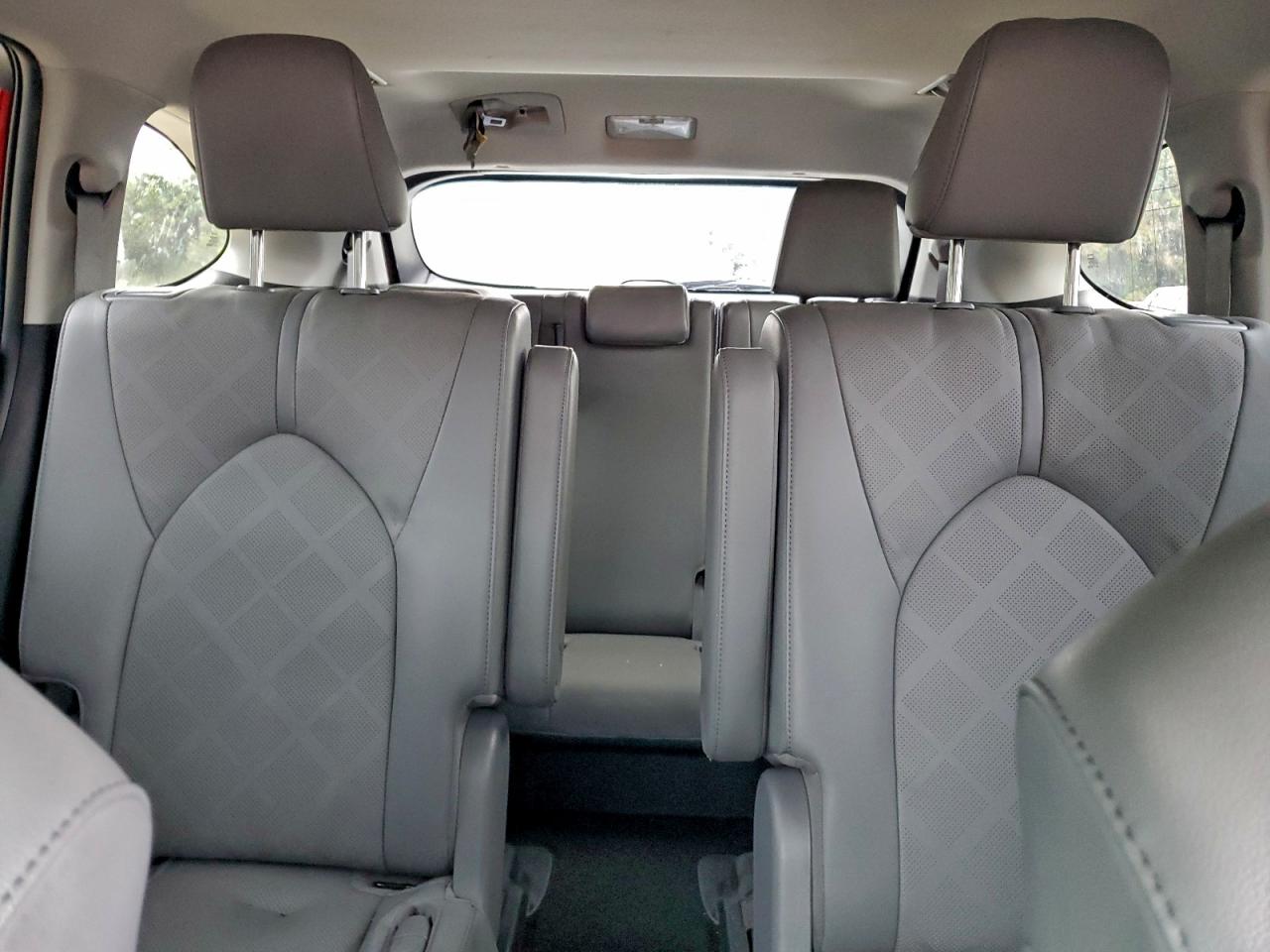 Toyota Highlander Hybrid Limited Image 9