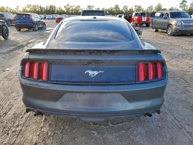 Ford Mustang Image 11