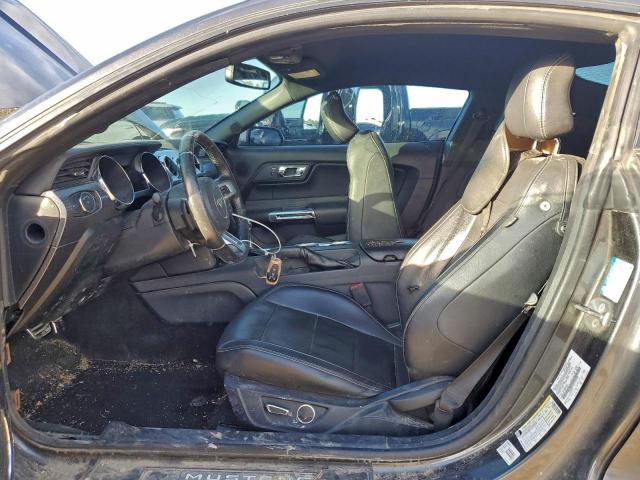 Ford Mustang Image 6