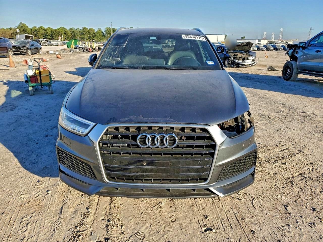 Audi Q3 Premium Plus Image 4
