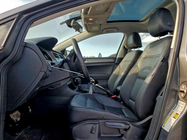 Volkswagen Golf S Image 11