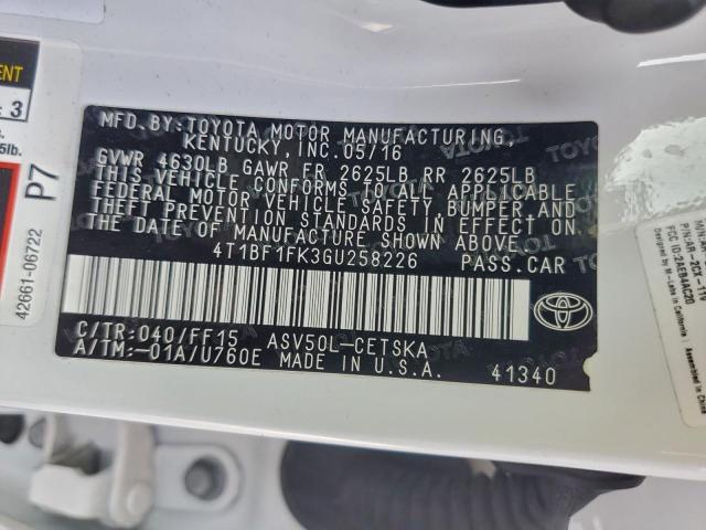 Toyota Camry Le Image 7