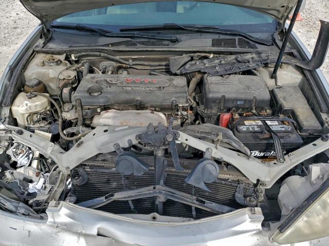 Toyota Camry Le Image 3