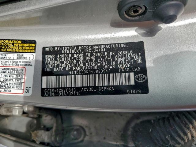 Toyota Camry Le Image 4