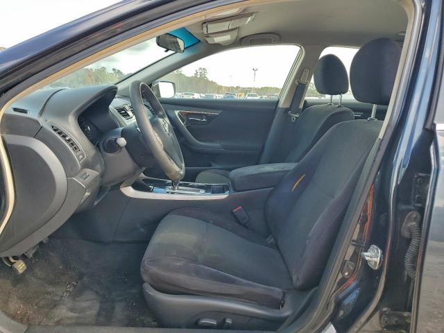 Nissan Altima 2.5 Image 2