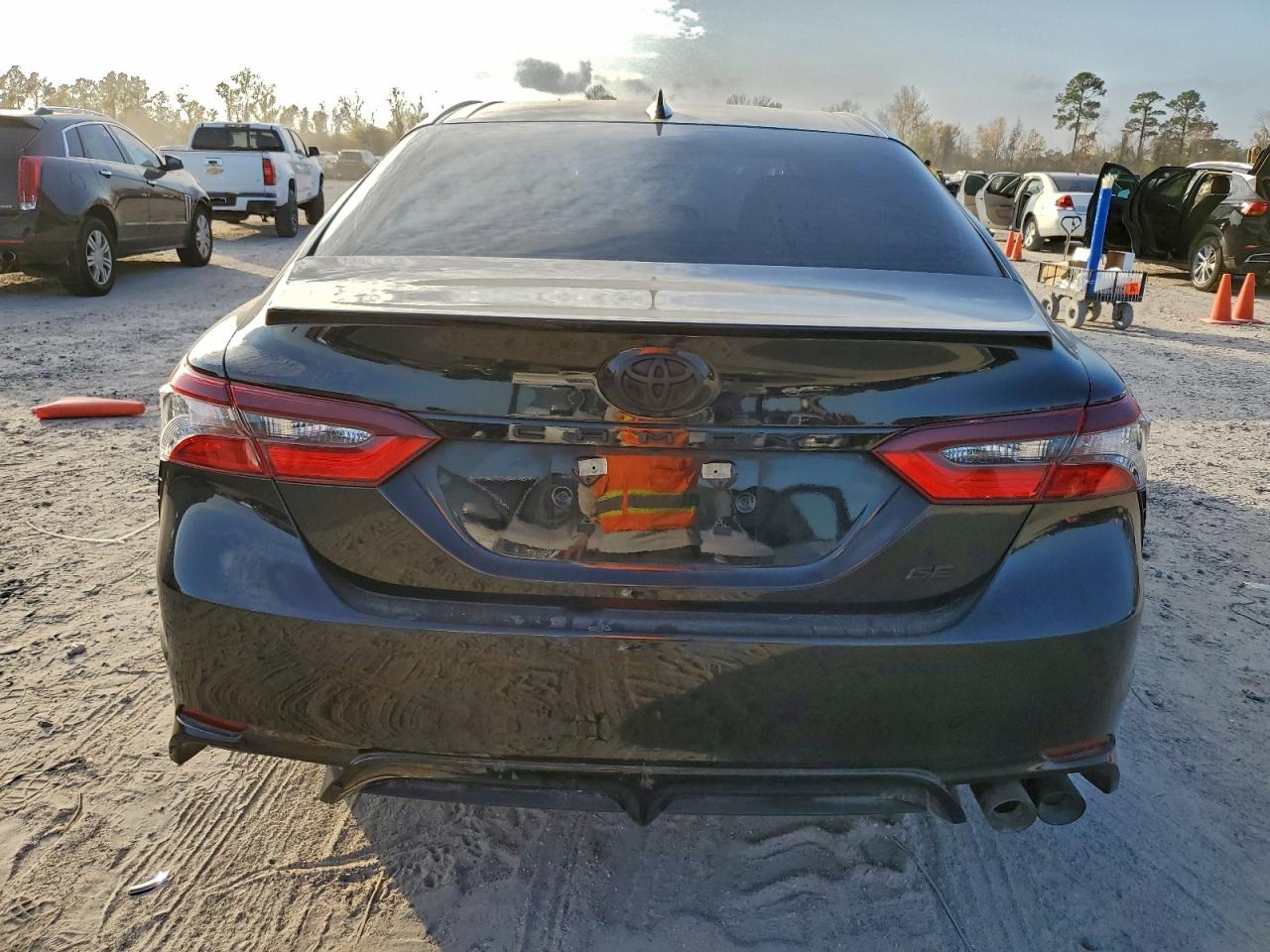 Toyota Camry Se Night Shade Image 10
