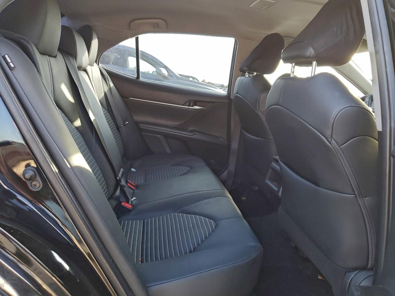 Toyota Camry Se Night Shade Image 8