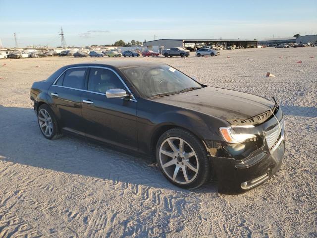 Chrysler 300 Limited Image 9