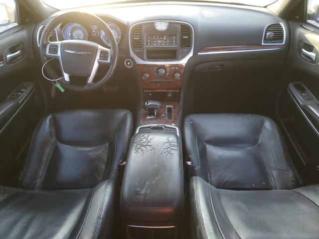 Chrysler 300 Limited Image 4