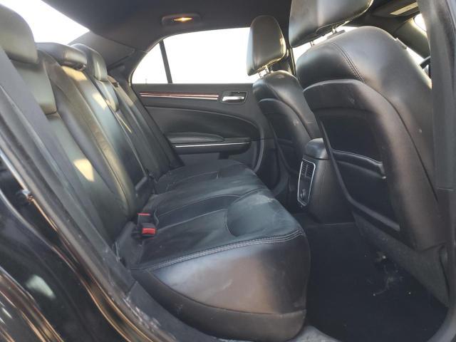 Chrysler 300 Limited Image 6