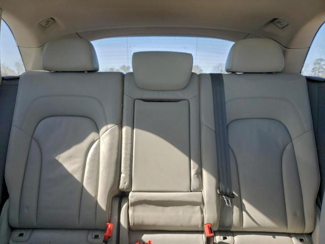 Audi Q5 Premium Plus Image 10