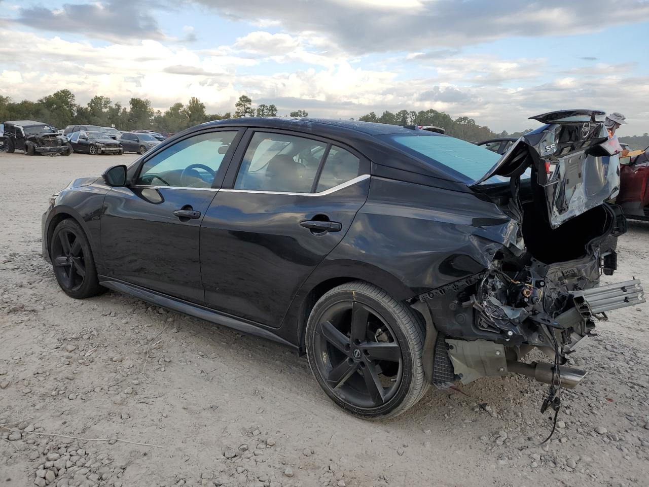 Nissan Sentra Sr Image 12