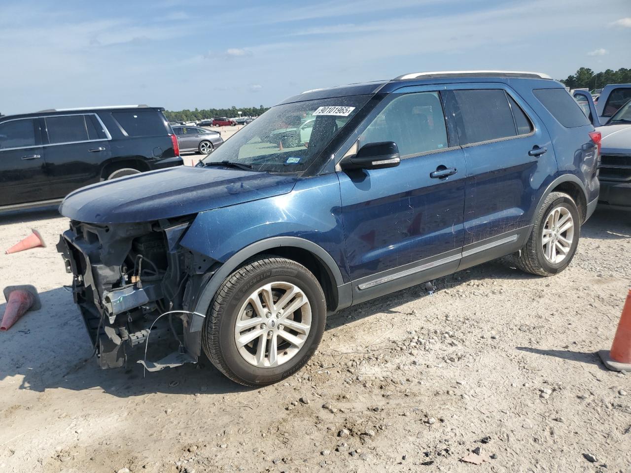 Ford Explorer Xlt Image 1