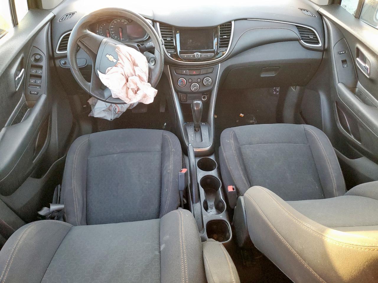 Chevrolet Trax Ls Image 7