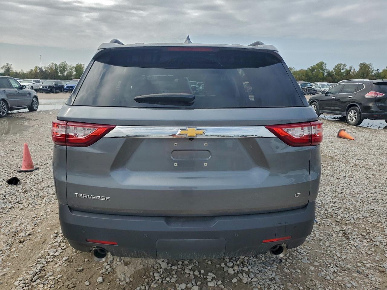 Chevrolet Traverse Lt Image 6