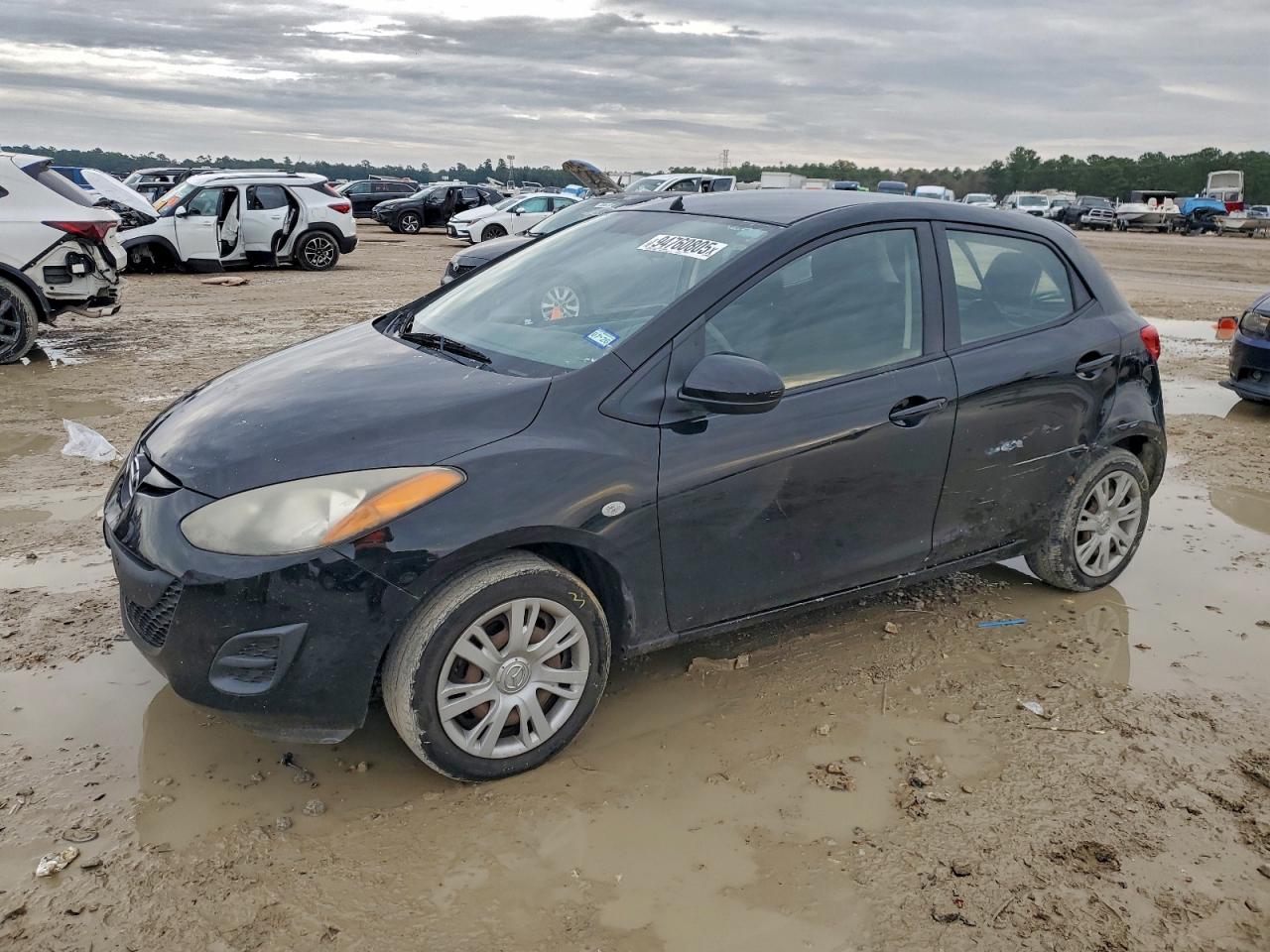 Mazda 2 Image 1