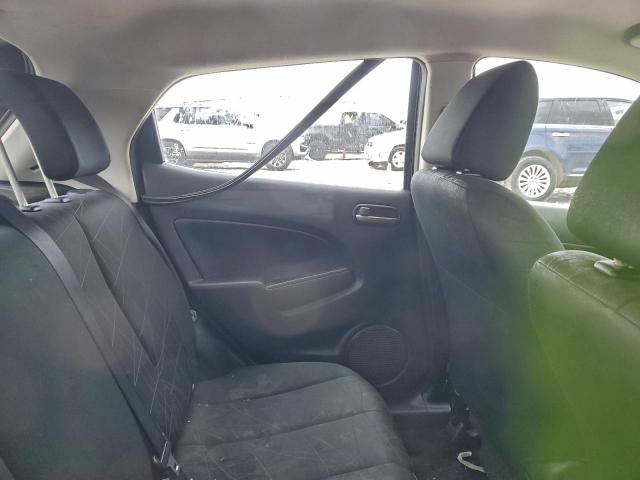 Mazda 2 Image 8