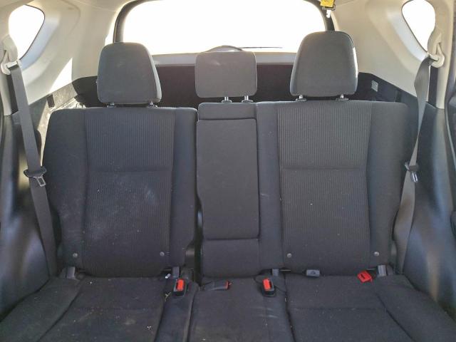 Toyota RAV4 Le Image 8