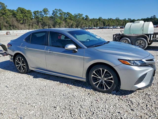 Toyota Camry L Image 7