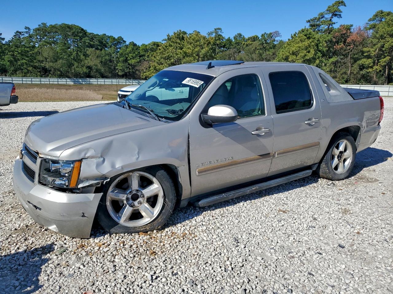 Chevrolet Avalanche C1500 Image 1