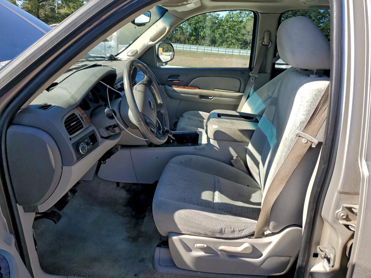 Chevrolet Avalanche C1500 Image 6