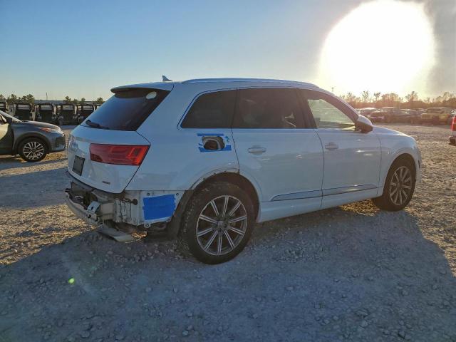 Audi Q7 Premium Plus Image 8