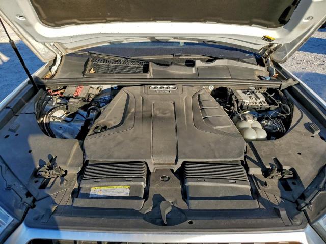Audi Q7 Premium Plus Image 13