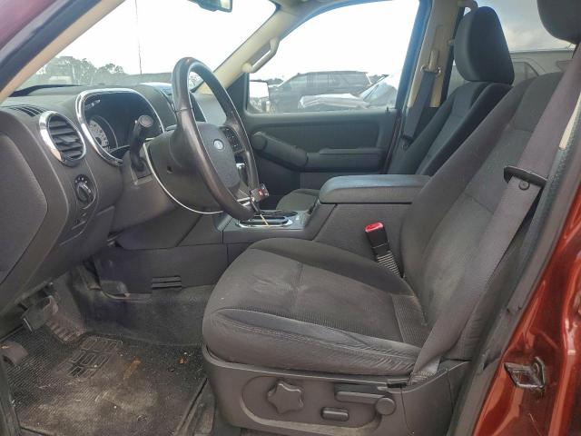 Ford Explorer Xlt Image 3