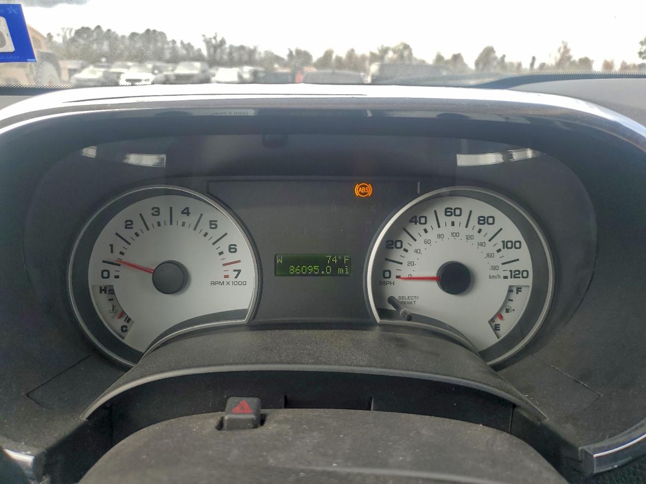 Ford Explorer Xlt Image 9