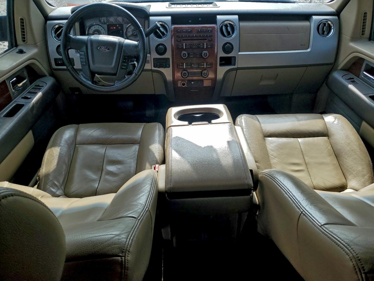 Ford F-150 Supercrew Image 6