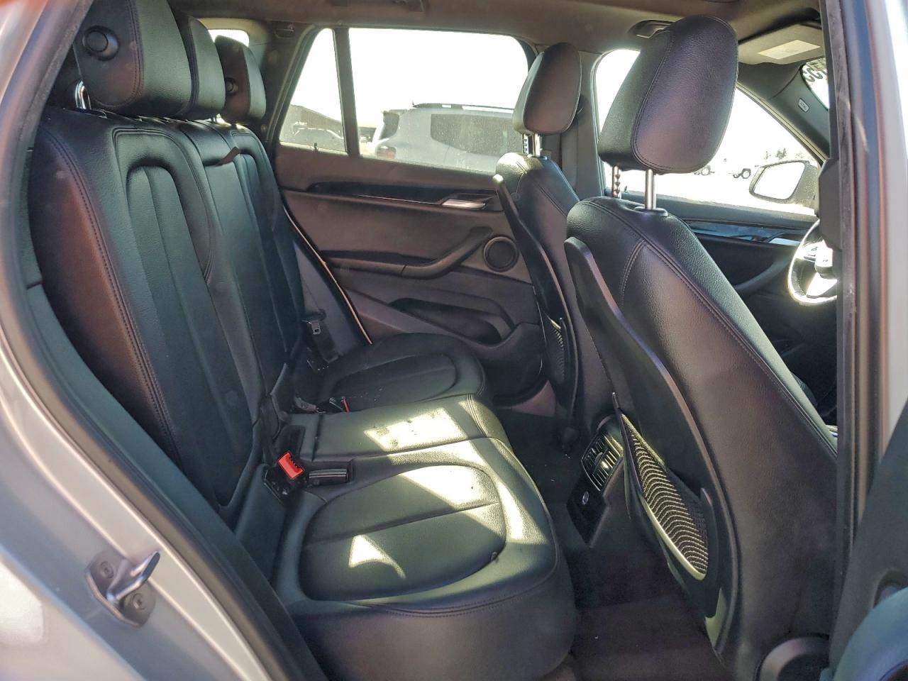 BMW X Series Xdrive28i Image 7