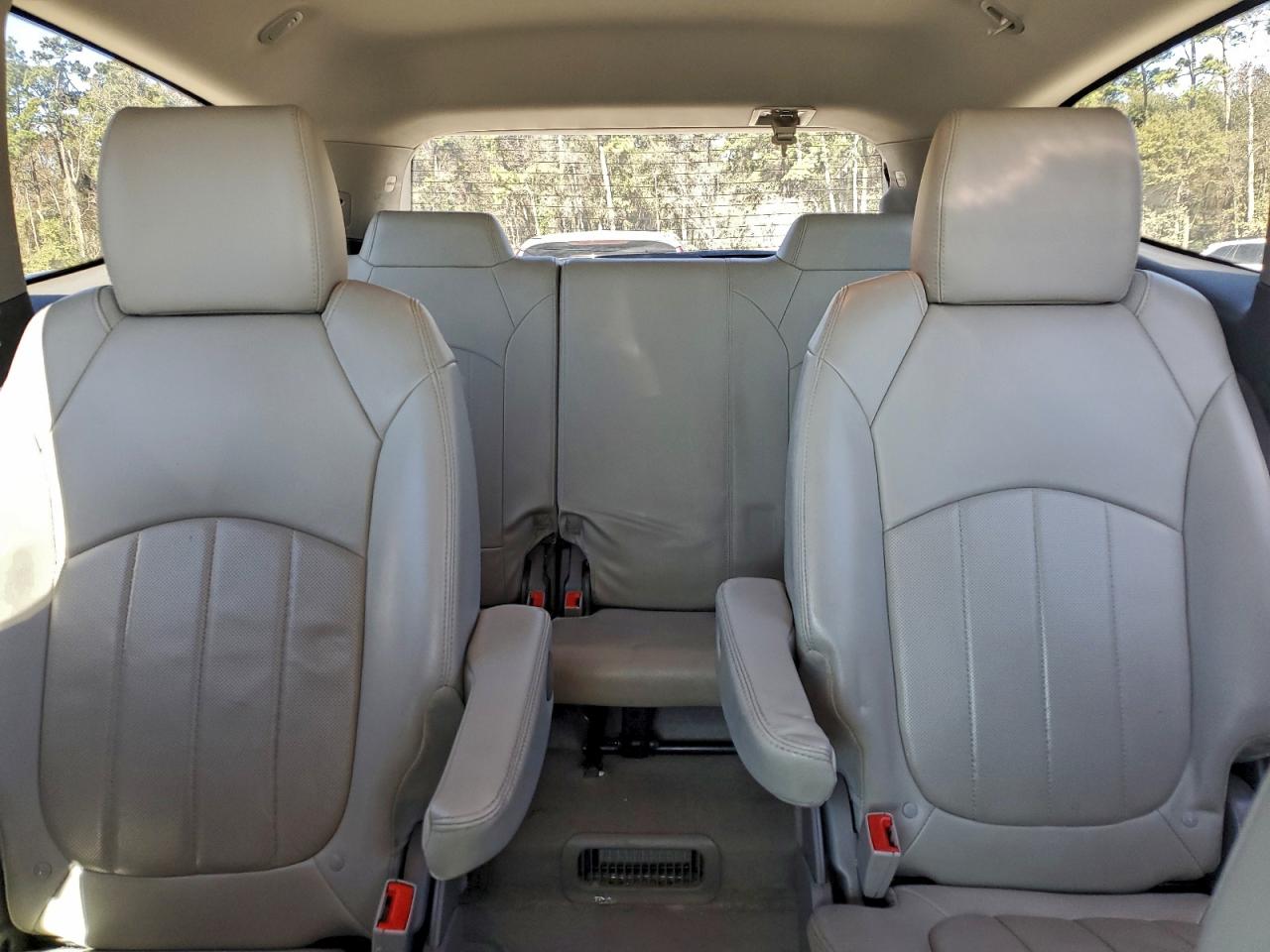 Chevrolet Traverse Premier Image 7