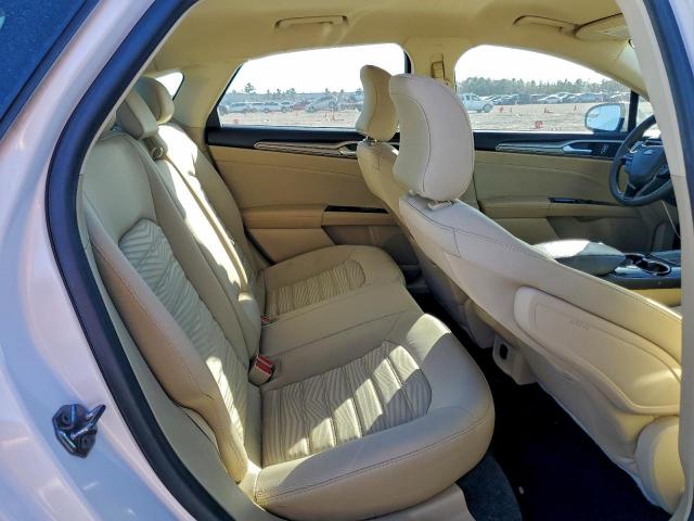 Ford Fusion Se Image 7