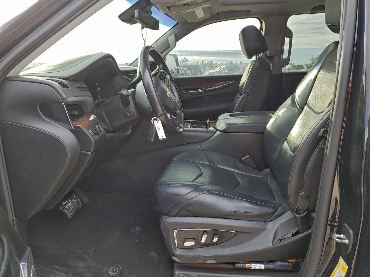 Cadillac Escalade Esv Premium Luxury Image 13