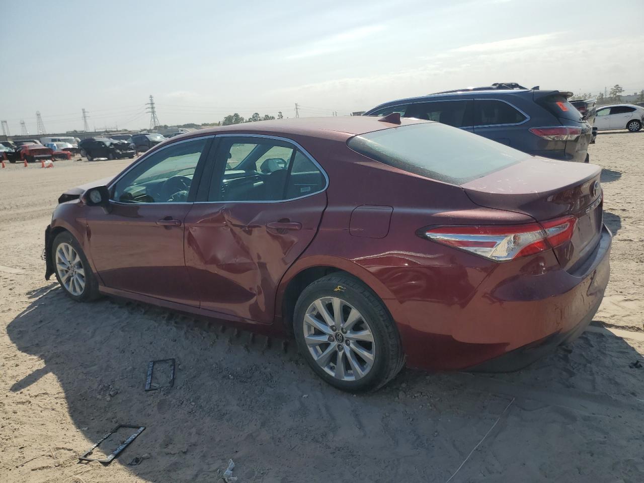 Toyota Camry L Image 5