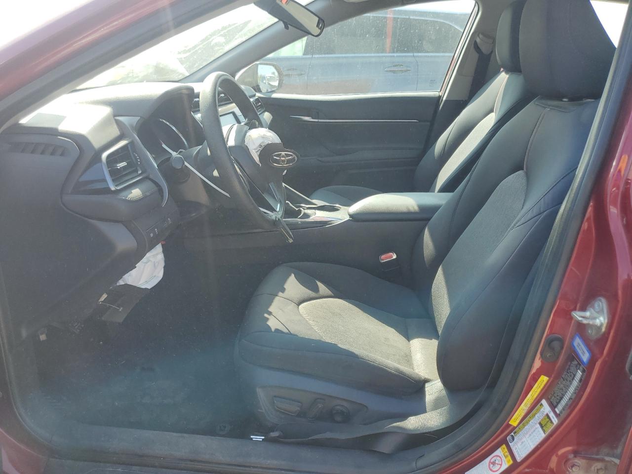 Toyota Camry L Image 7