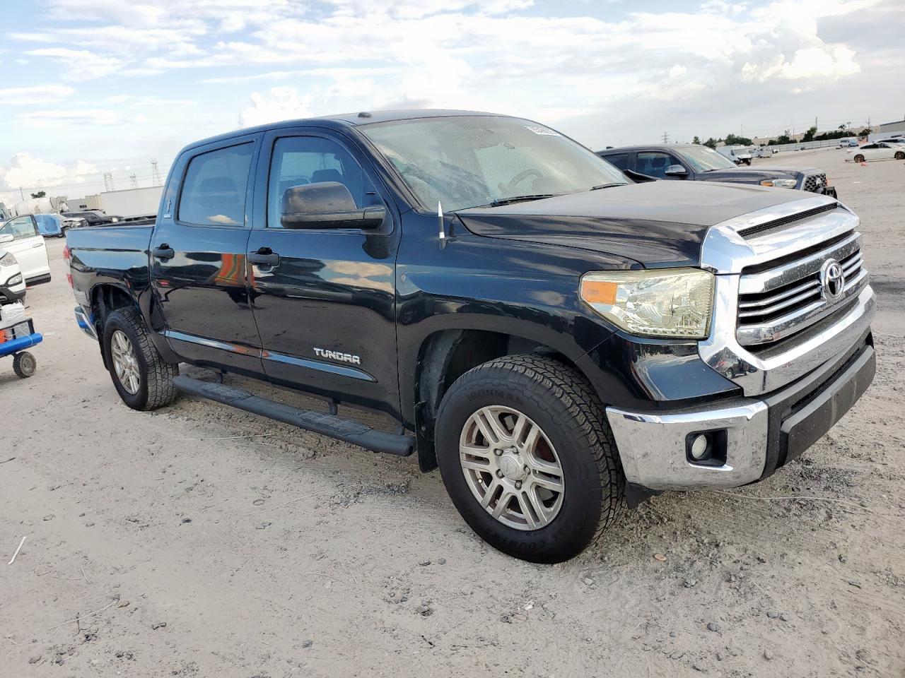 Toyota Tundra Crewmax Sr5 Image 5