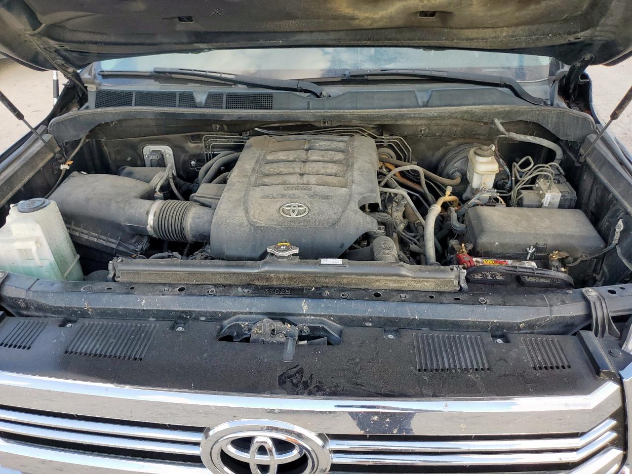 Toyota Tundra Crewmax Sr5 Image 9