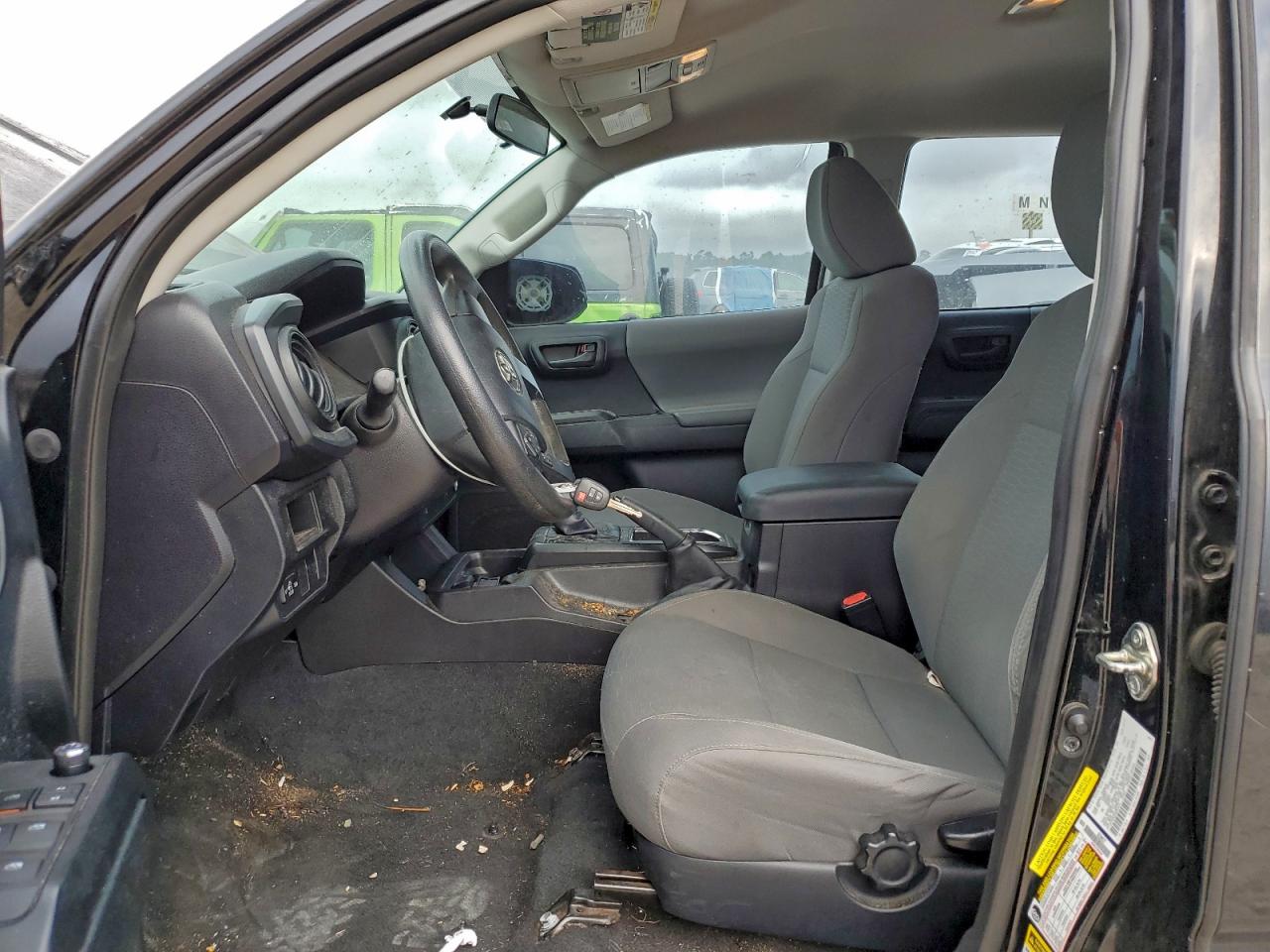 Toyota Tacoma Double Cab Image 7