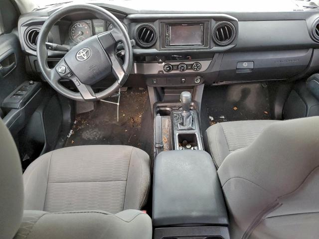 Toyota Tacoma Double Cab Image 8