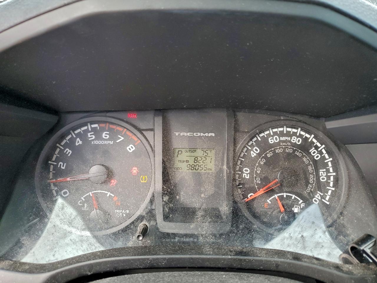 Toyota Tacoma Double Cab Image 6