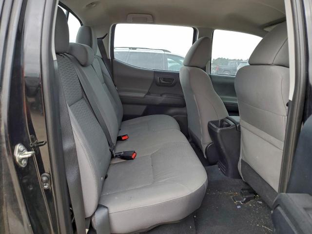 Toyota Tacoma Double Cab Image 11