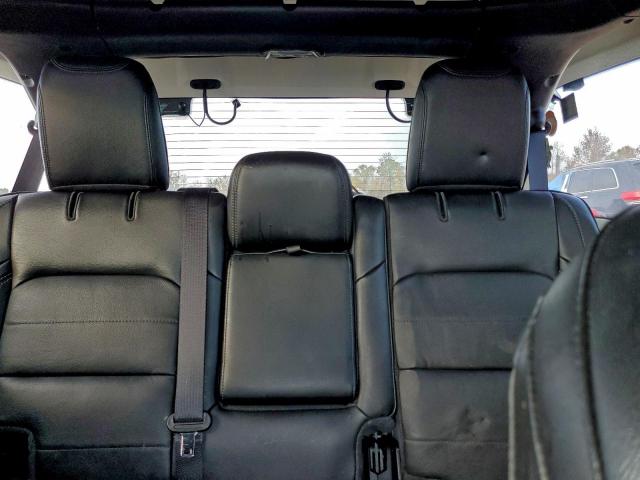 Jeep Wrangler Sahara Image 6