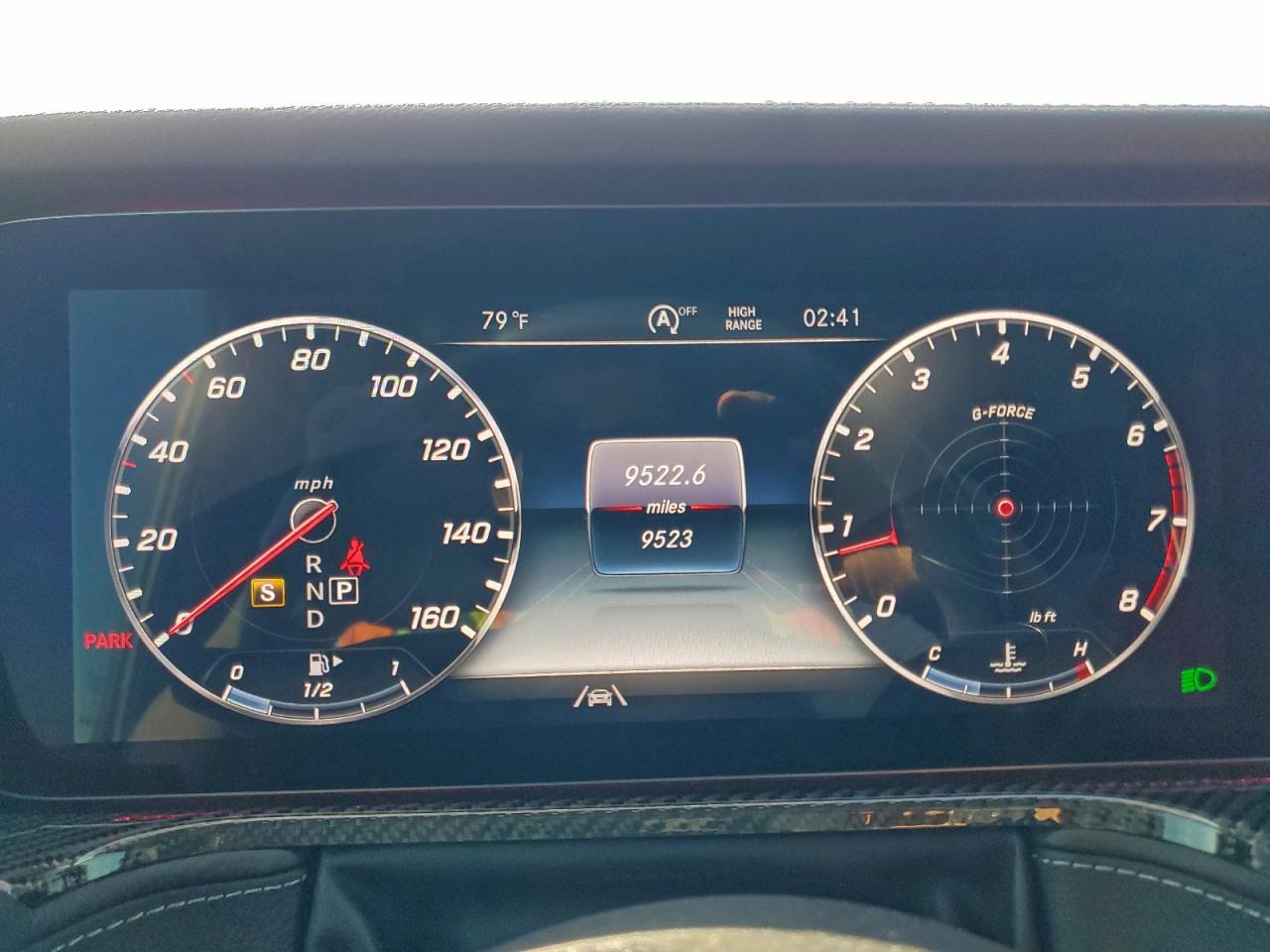 Mercedes-Benz G-Class 550 Image 13