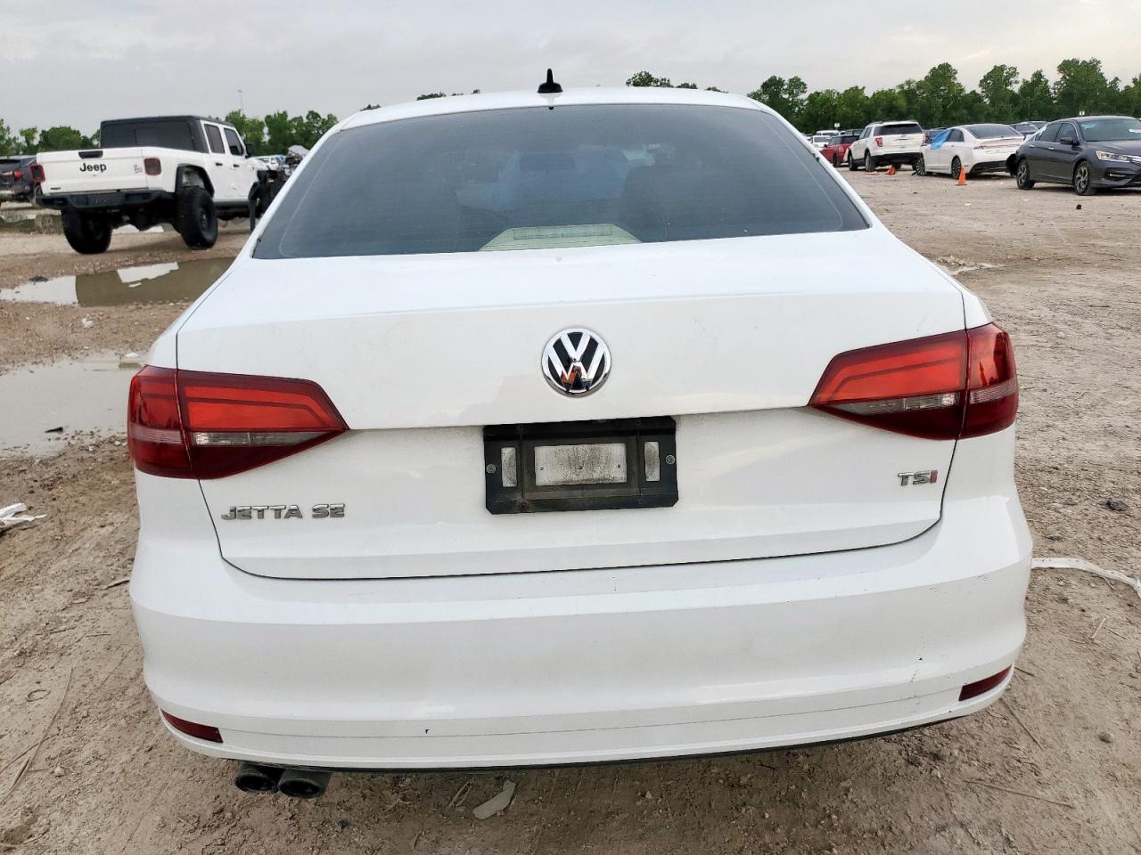 Volkswagen Jetta Se Image 4