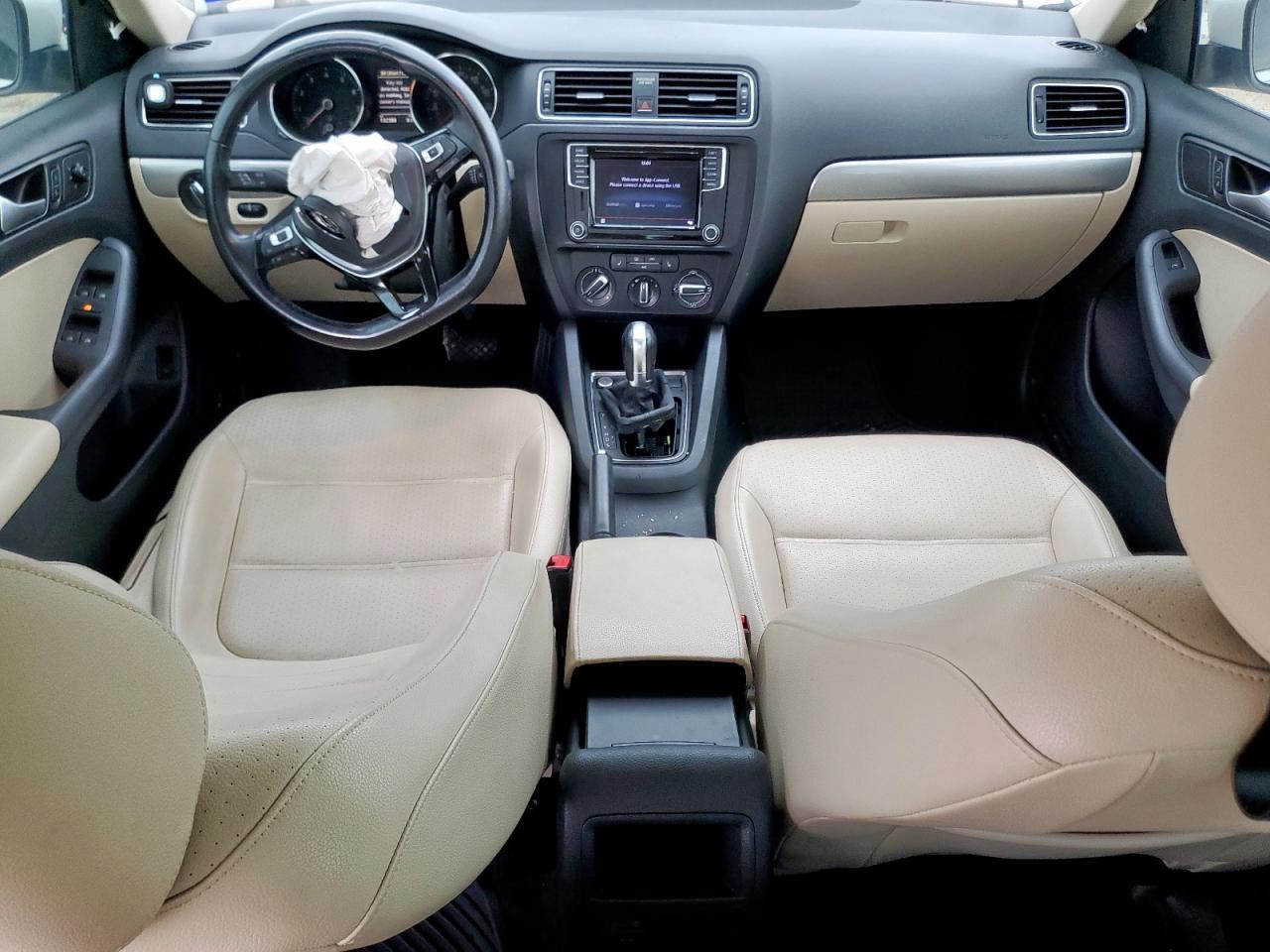 Volkswagen Jetta Se Image 8