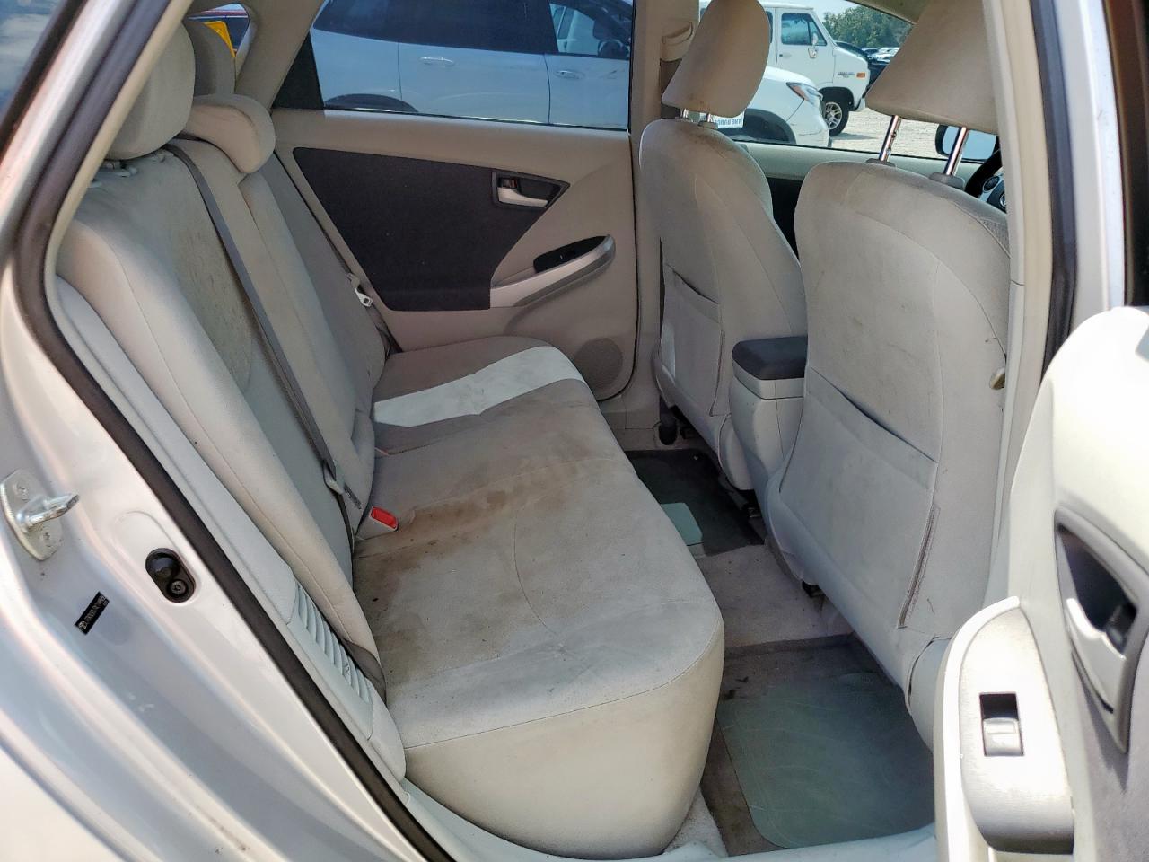 Toyota Prius Image 10