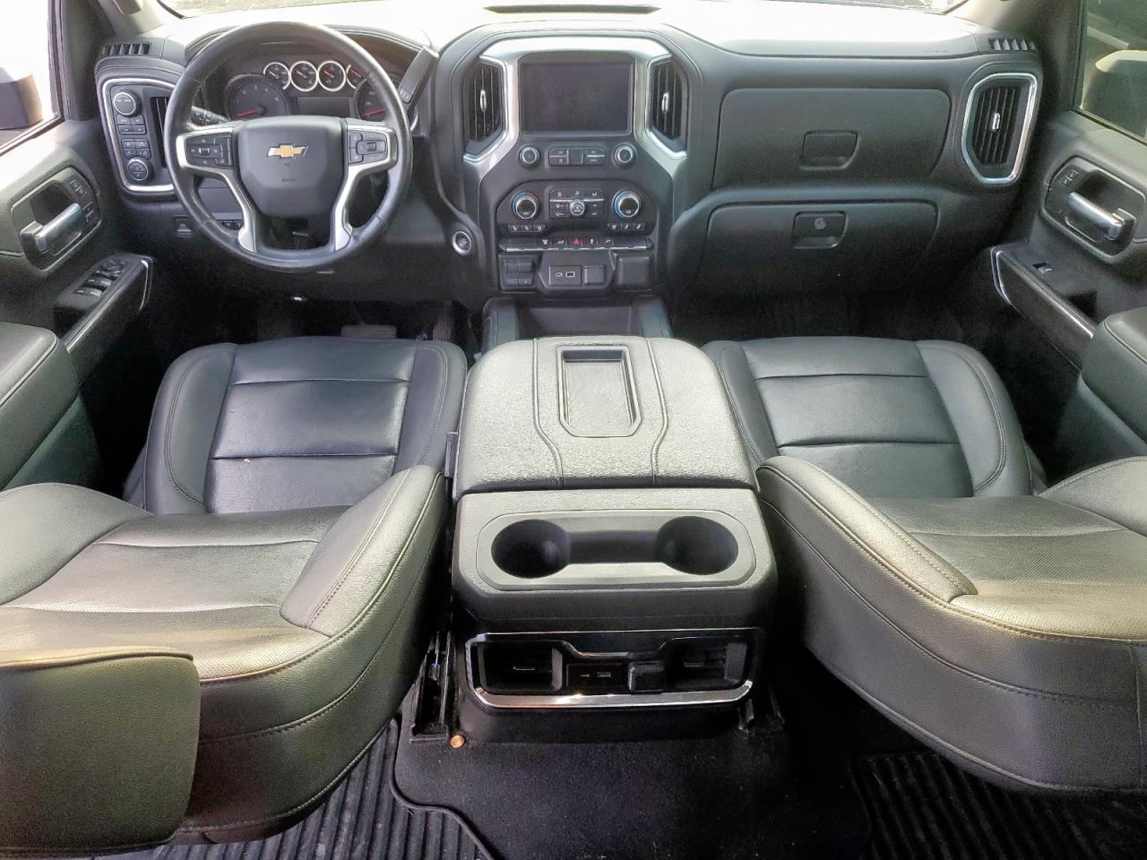 Chevrolet Silverado K2500 Heavy Duty Ltz Image 4